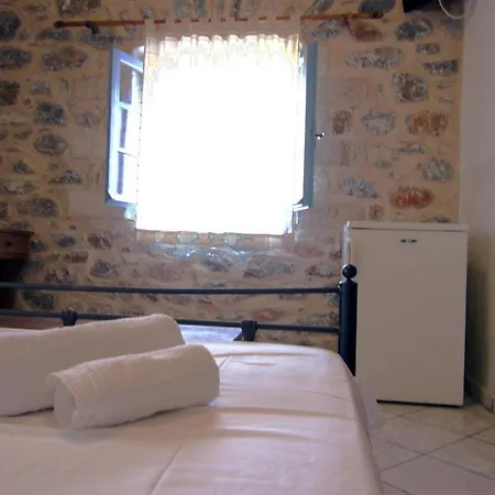 Marathos Bay 酒店 Kokkala