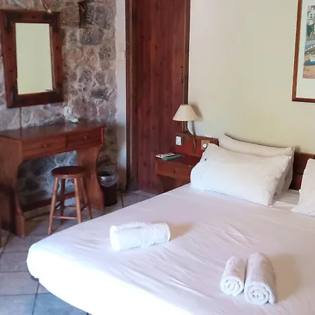 酒店 Marathos Bay *